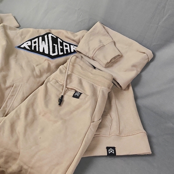 Raw Gear - Men's Sweatsuit (2 pieces) - Beige with Black logos - Size Medium - Picture 7 of 8